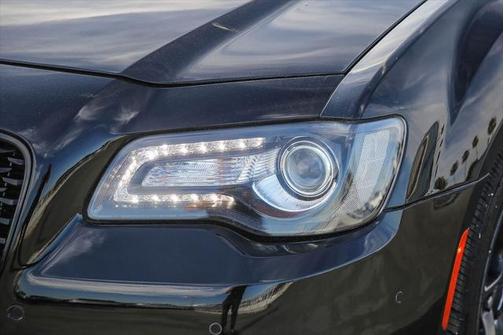 2021 Chrysler 300 S