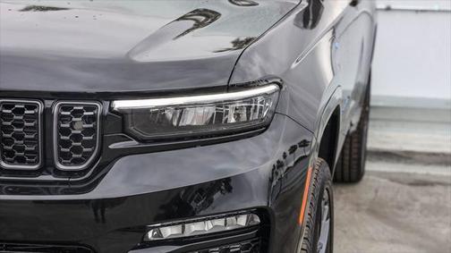 2025 Jeep Grand Cherokee 4xe Summit Reserve