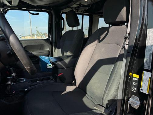 2022 Jeep Wrangler Willys