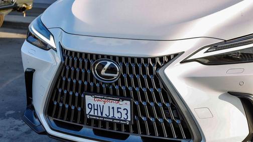 Eminent White Pearl 2024 Lexus NX 450h+ Luxury