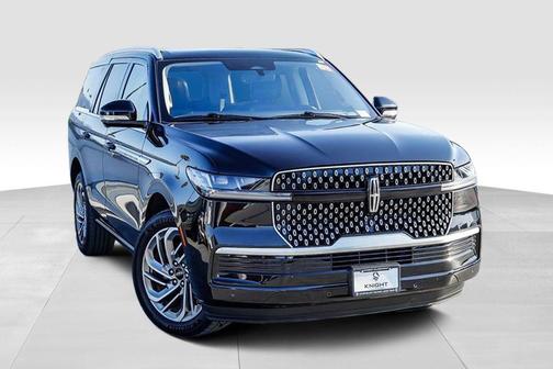 INFINITE BLACK MET CC 2025 Lincoln Navigator Reserve
