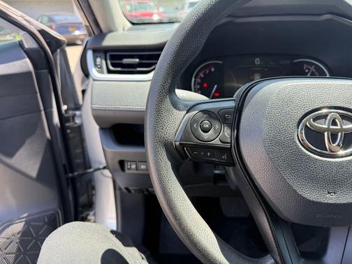 Silver Sky Metallic 2023 Toyota RAV4 XLE