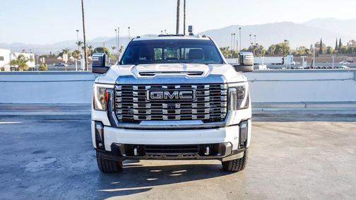 White Frost Tricoat 2024 GMC Sierra 2500 Denali Ultimate