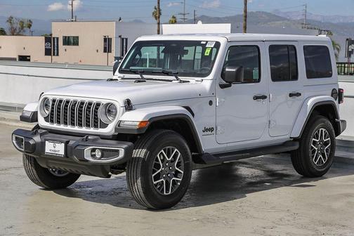 2026 Jeep Wrangler 4-Door Sahara 4x4