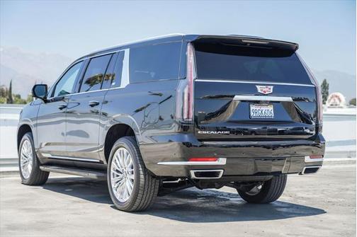 2025 Cadillac Escalade ESV Premium Luxury