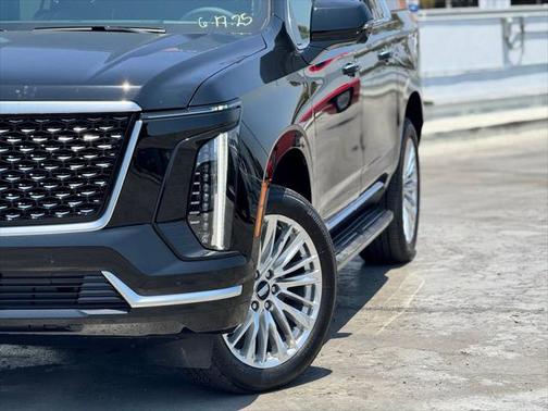 2025 Cadillac Escalade ESV Premium Luxury