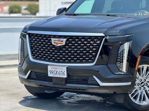 2025 Cadillac Escalade ESV Premium Luxury