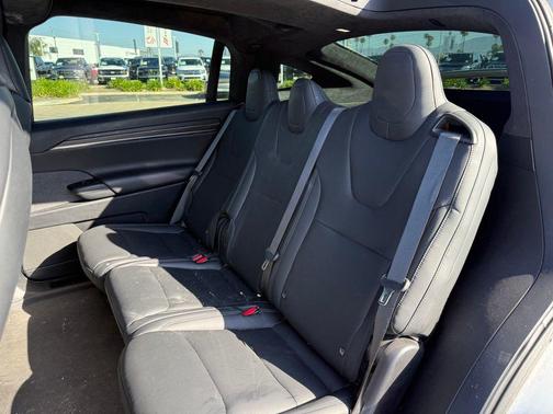 Pearl White Multi-Coat 2023 Tesla Model X Standard Range