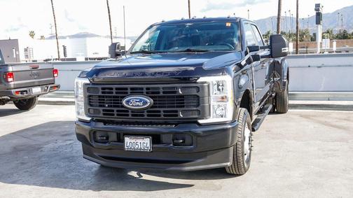 AGATE BLACK 2025 Ford F-350 XL