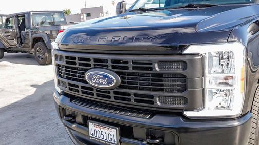 AGATE BLACK 2025 Ford F-350 XL