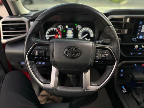 2022 Toyota Tundra SR5