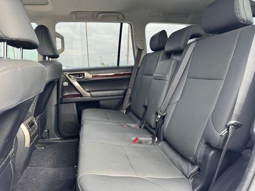 2019 Lexus GX 460 Base