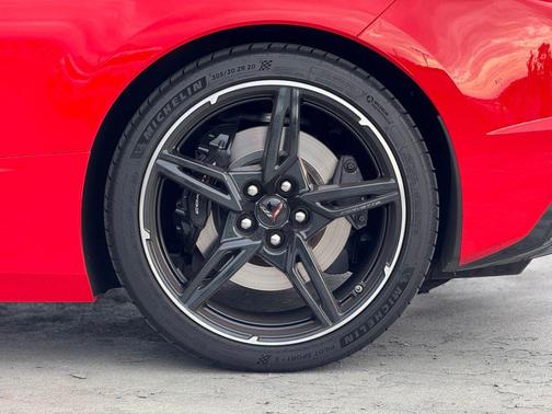 2021 Chevrolet Corvette Stingray w/2LT