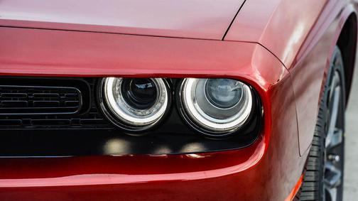 Octane Red Pearlcoat 2022 Dodge Challenger SXT