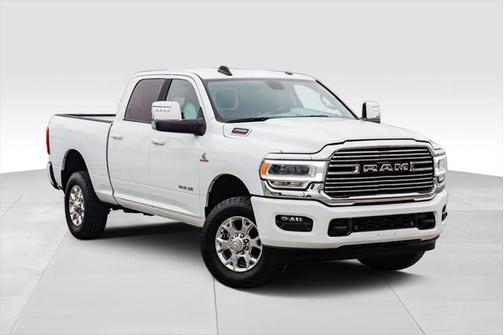 2024 RAM 2500 Laramie Crew Cab 4x4 6'4' Box