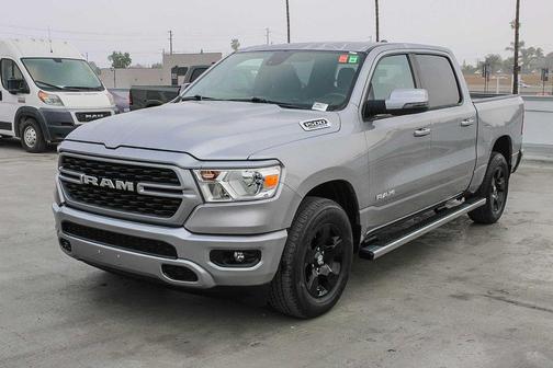 Billet Silver Metallic Clearcoat 2024 RAM 1500 Big Horn/Lone Star