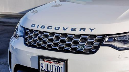 2024 Land Rover Discovery P300 S