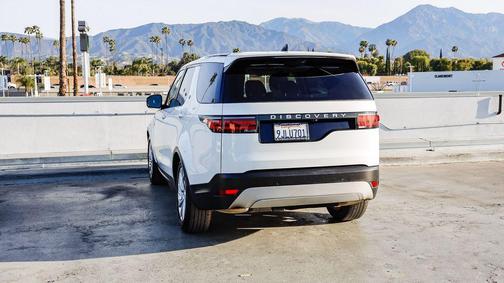 2024 Land Rover Discovery P300 S