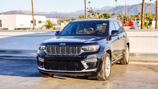 2023 Jeep Grand Cherokee Summit
