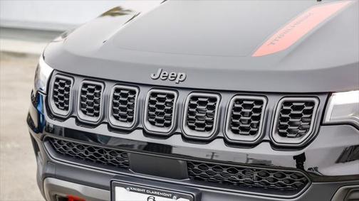 2025 Jeep Compass Trailhawk