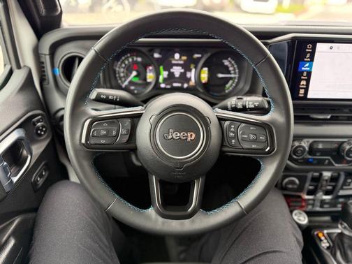 2024 Jeep Wrangler 4xe Rubicon