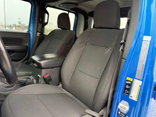 2022 Jeep Gladiator Willys 4x4