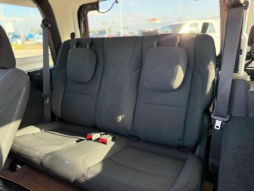 2021 Jeep Wrangler Sport S