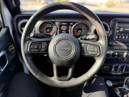 2021 Jeep Wrangler Sport S