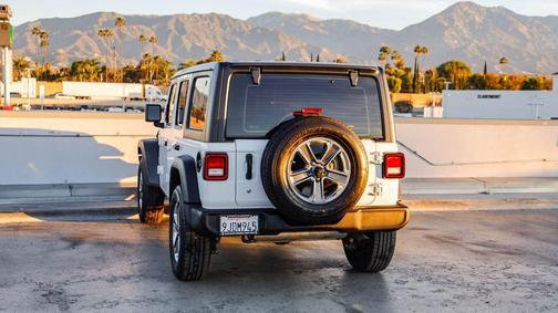 2022 Jeep Wrangler Unlimited Sport