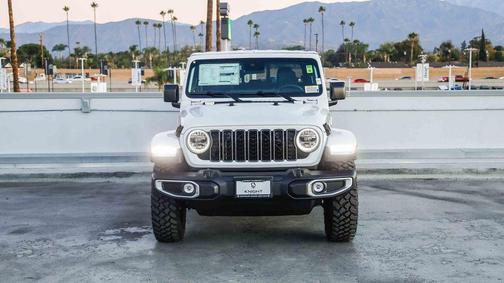 2025 Jeep Gladiator High Tide