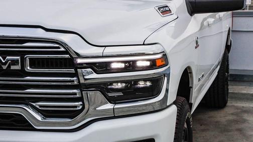 Bright White Clearcoat 2026 RAM 2500 Laramie Crew Cab 4x4 6'4' Box