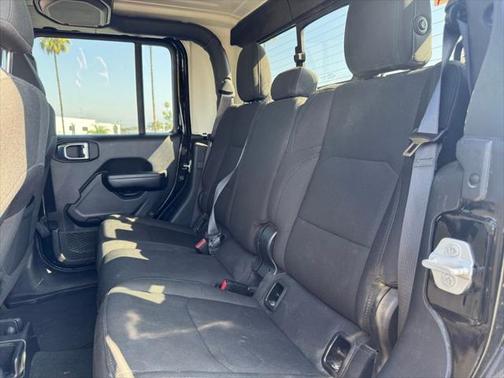 2023 Jeep Gladiator Sport S