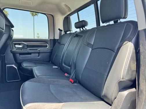 2024 RAM 2500 Laramie Crew Cab 4x4 6'4' Box