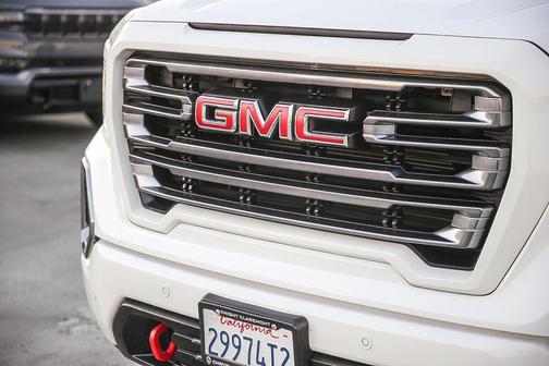 2019 GMC Sierra 1500 AT4