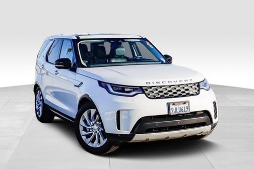 2024 Land Rover Discovery P300 S