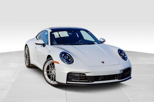 2025 Porsche 911 Carrera