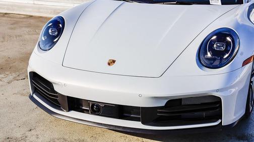 2025 Porsche 911 Carrera