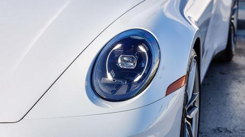 2025 Porsche 911 Carrera