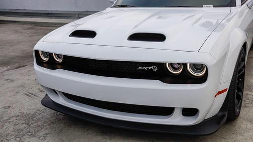 White Knuckle Clearcoat 2022 Dodge Challenger SRT Hellcat