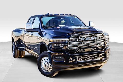 2026 RAM 3500 Laramie Crew Cab 4x4 8' Box