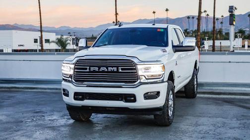 2024 RAM 2500 Laramie Crew Cab 4x4 6'4' Box
