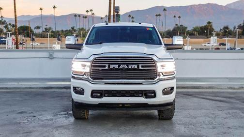 2024 RAM 2500 Laramie Crew Cab 4x4 6'4' Box