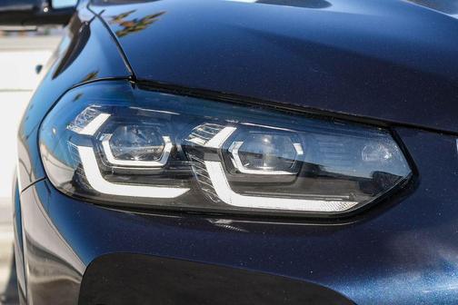 2023 BMW X4 M40i
