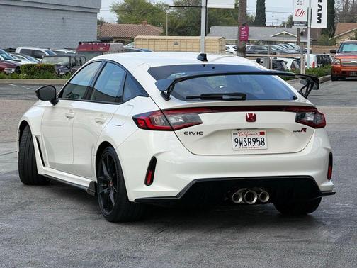 2025 Honda Civic Type R 