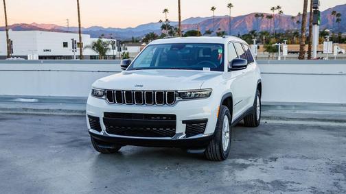 2023 Jeep Grand Cherokee L Laredo