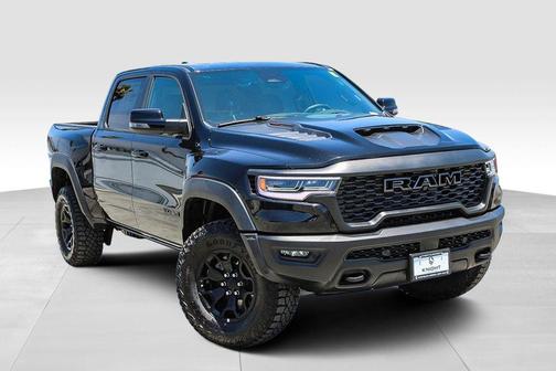 Diamond Black Crystal Pearlcoat 2026 RAM 1500 RHO Crew Cab 4x4 5'7' Box