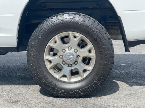 2024 RAM 2500 Laramie Crew Cab 4x4 6'4' Box