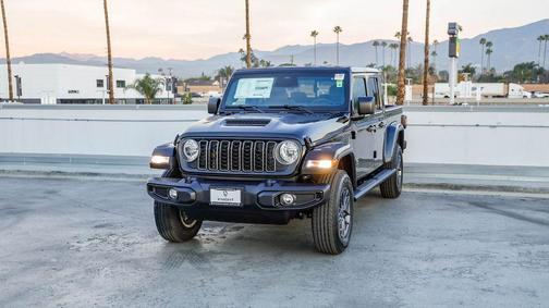 2026 Jeep Gladiator Sport S