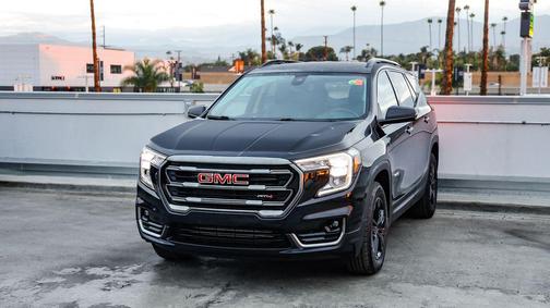 2023 GMC Terrain AWD AT4
