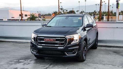 2023 GMC Terrain AWD AT4